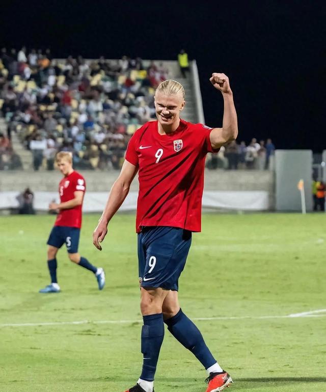  哈兰德爆冷击败西班牙队，突破纪录引爆全场！-九游百家乐